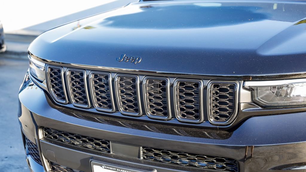 New 2025 Jeep Grand Cherokee L Altitude image 6