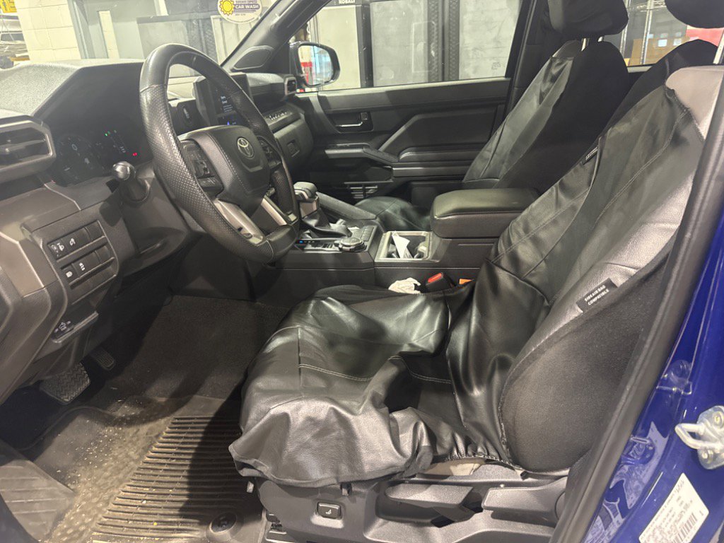 Used 2024 Toyota Tacoma SR5 w/ SR5 Upgrade Package image 5