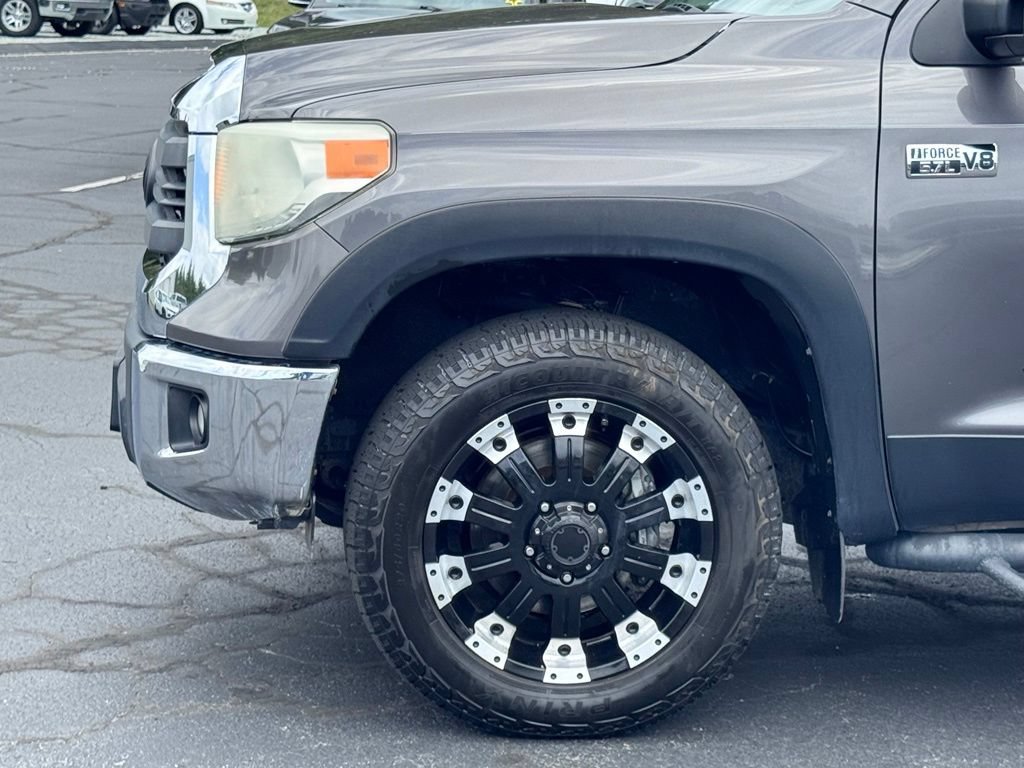Used 2014 Toyota Tundra SR5 w/ SR5 Upgrade Package AWD/4WD image 36
