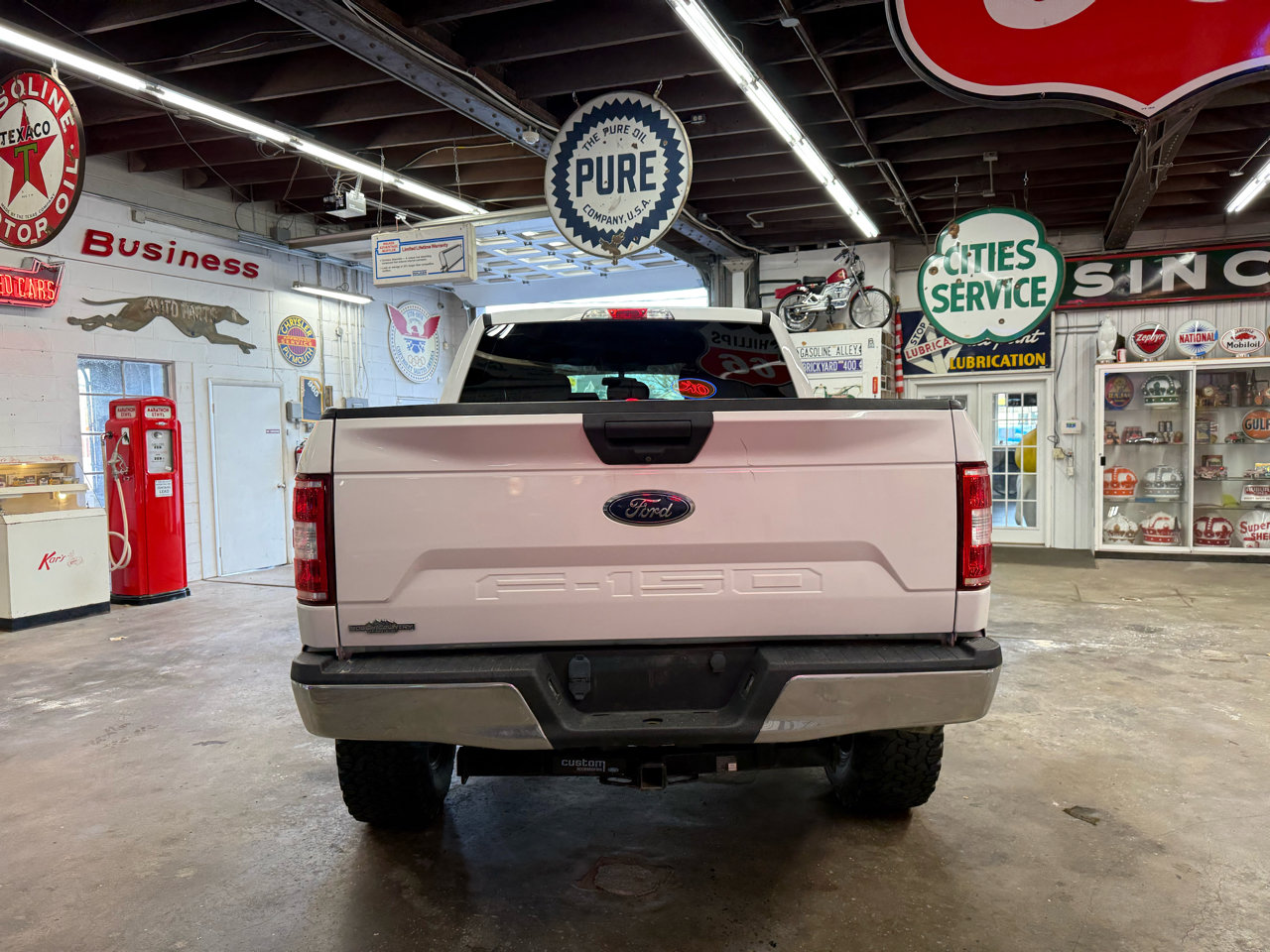 Used 2019 Ford F150 XLT image 4