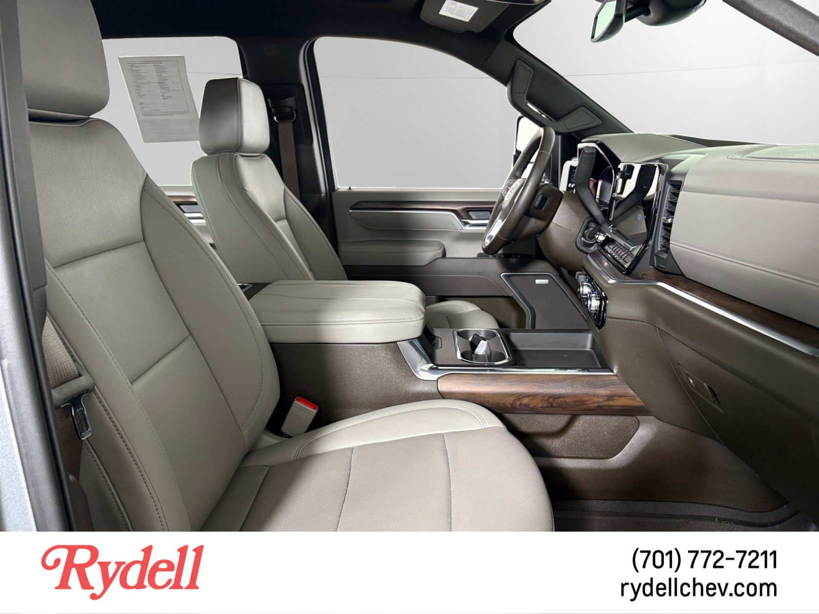 Used 2026 GMC Sierra 2500 SLT AWD/4WD image 16