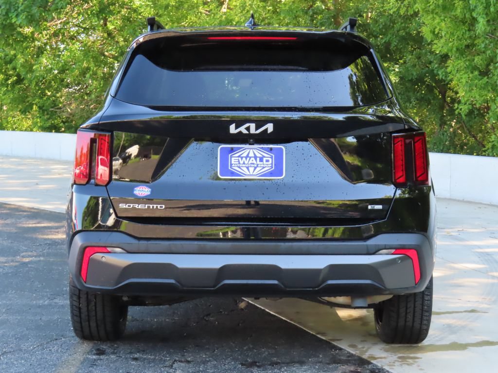 Certified 2024 Kia Sorento X-Line EX AWD/4WD image 9