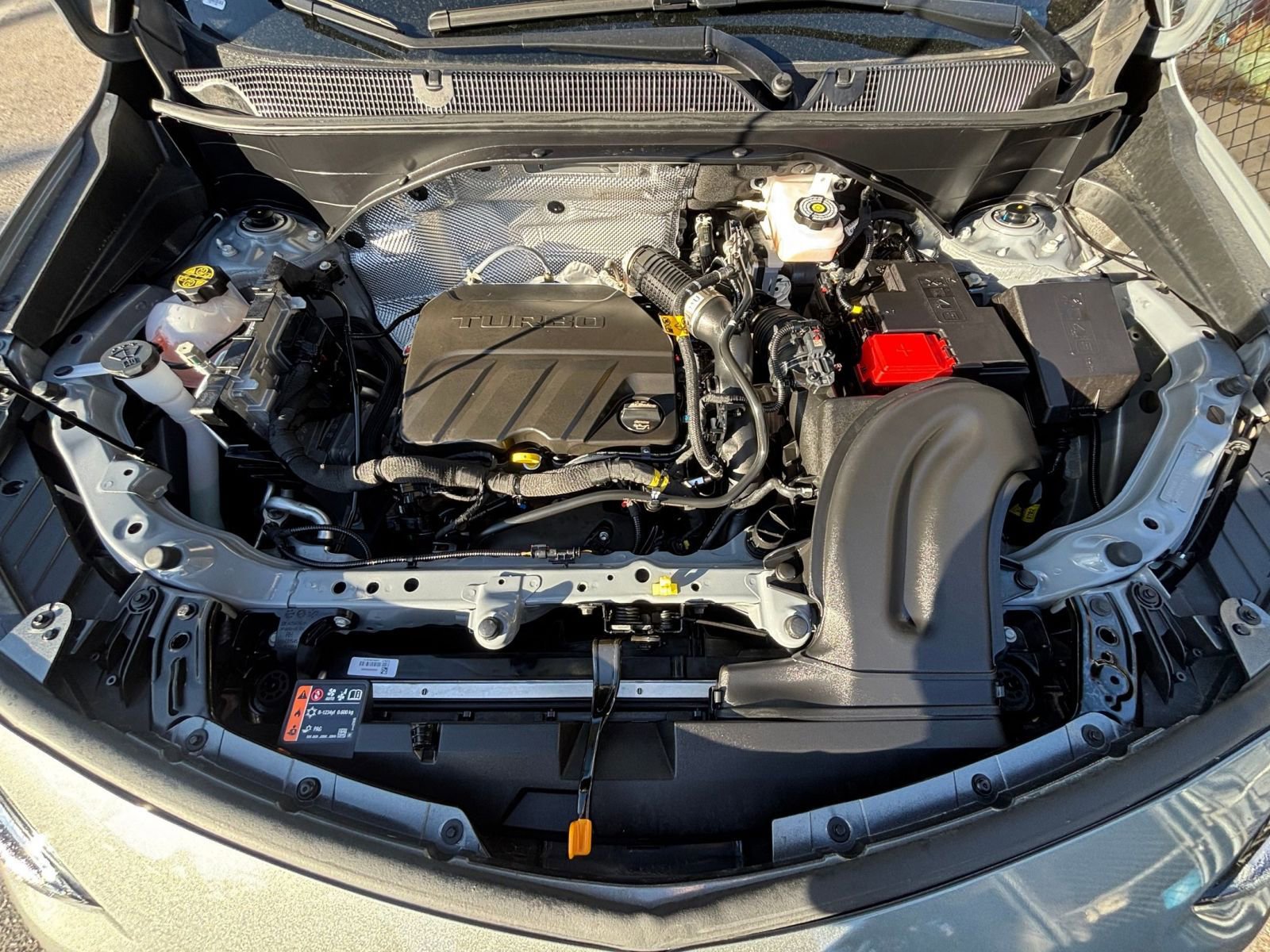 Used 2025 Buick Encore GX Preferred image 32