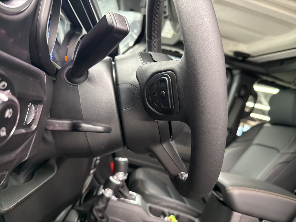 New 2026 Jeep Gladiator Sport AWD/4WD image 21