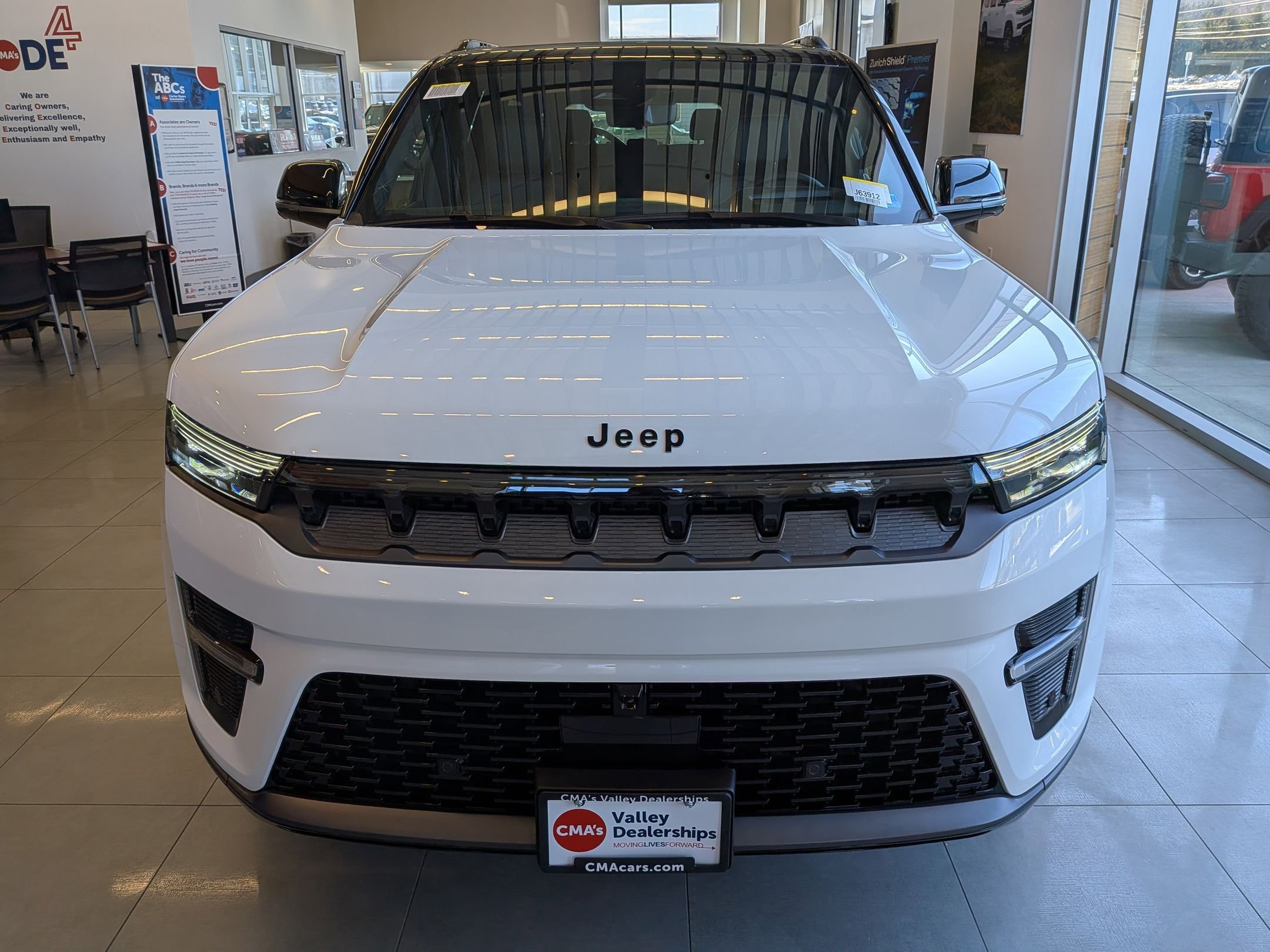 New 2026 Jeep Grand Wagoneer L Summit image 2