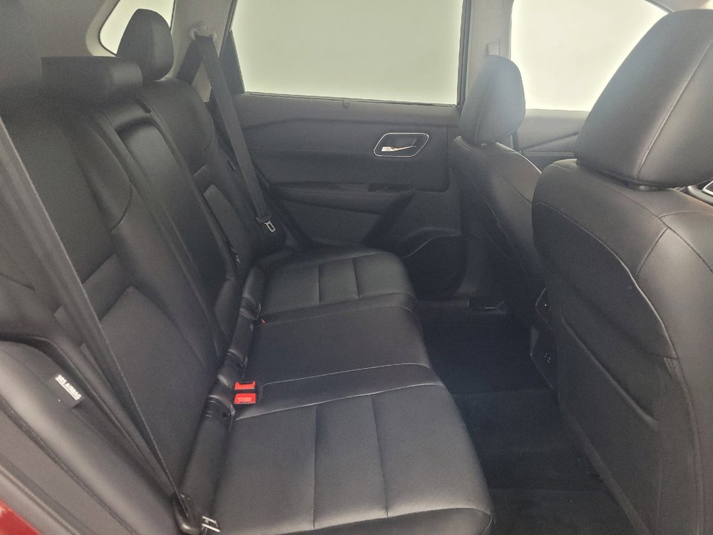 Used 2021 Nissan Rogue SV w/ Premium Package image 19