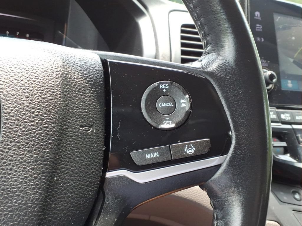Used 2018 Honda Odyssey EX-L image 15