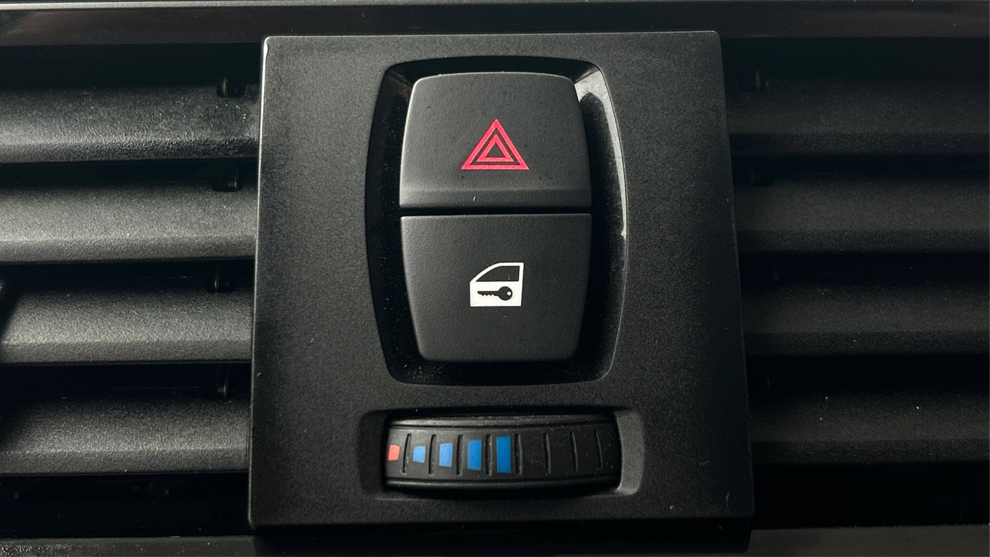 Used 2017 BMW 430i xDrive Convertible image 41