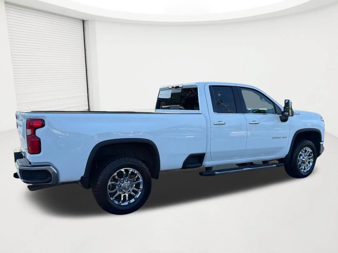Used 2024 Chevrolet Silverado 2500 LTZ w/ LTZ Convenience Package AWD/4WD image 5