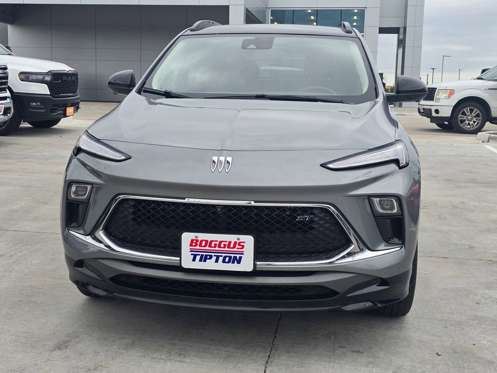 Used 2025 Buick Encore GX Sport Touring w/ Advanced Technology Package FWD image 10