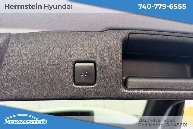 Used 2022 Ford Escape SEL w/ Technology Package image 25