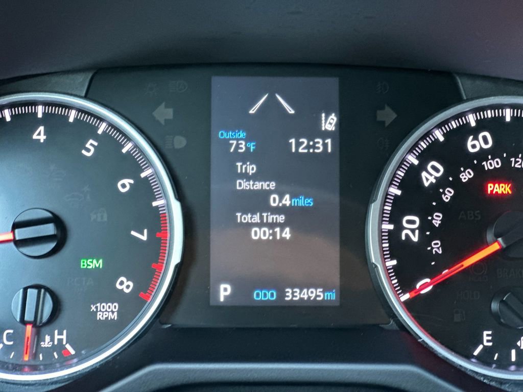 Used 2022 Toyota RAV4 XLE Premium FWD image 26