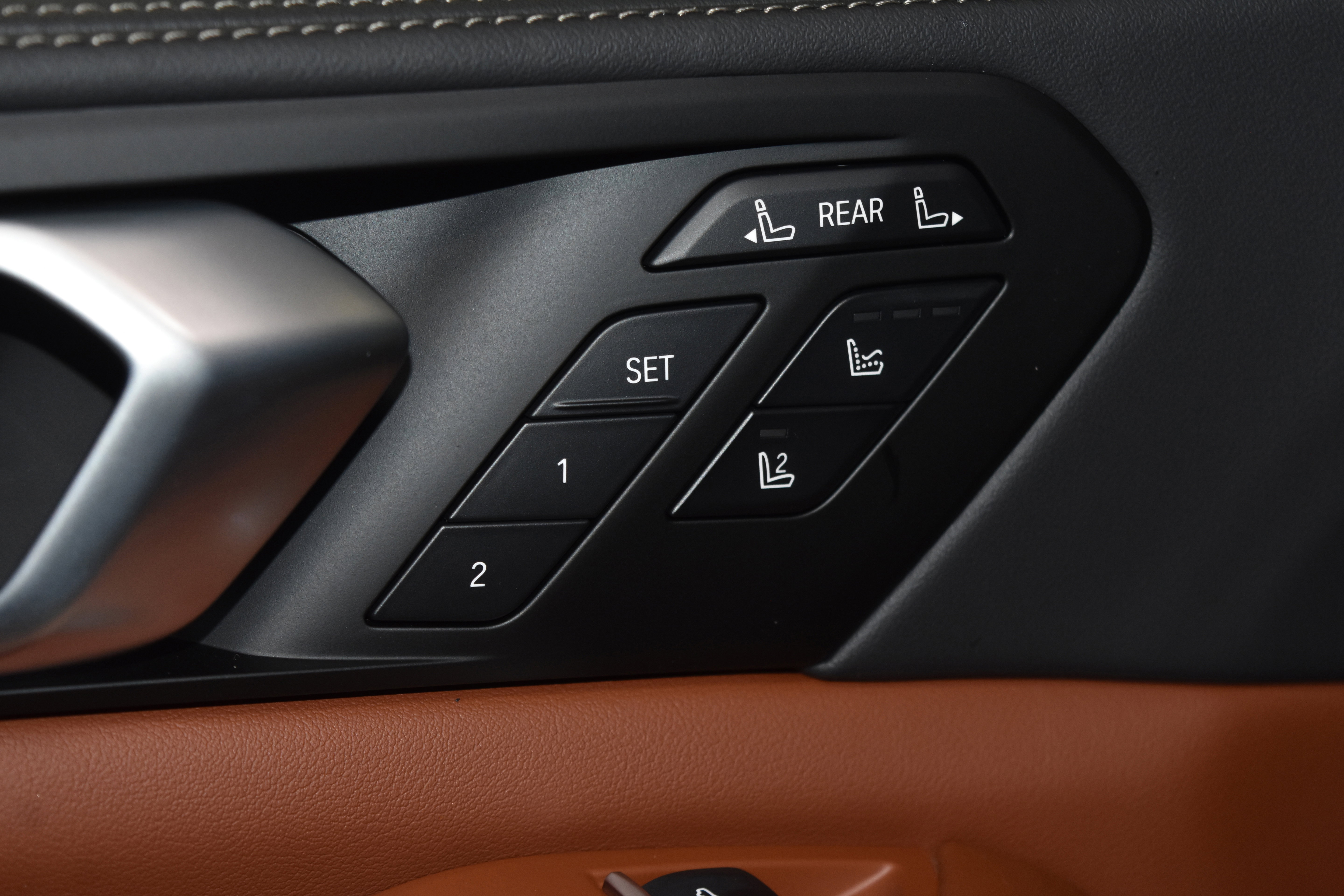 New 2026 BMW X7 M60i image 4