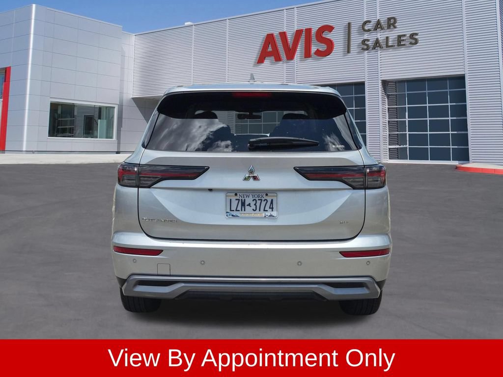 Used 2025 Mitsubishi Outlander SE AWD/4WD image 7
