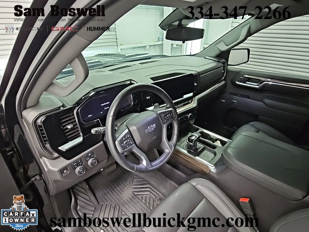 Used 2025 Chevrolet Silverado 1500 LT Trail Boss AWD/4WD image 11