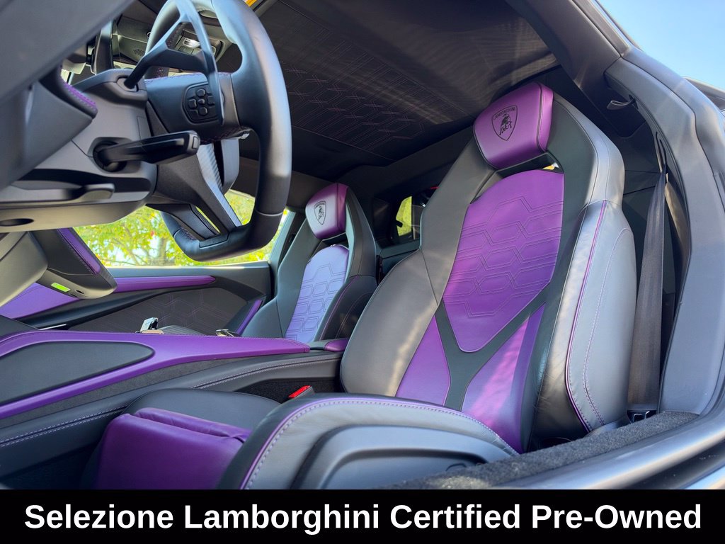 Used 2025 Lamborghini Revuelto AWD/4WD image 26
