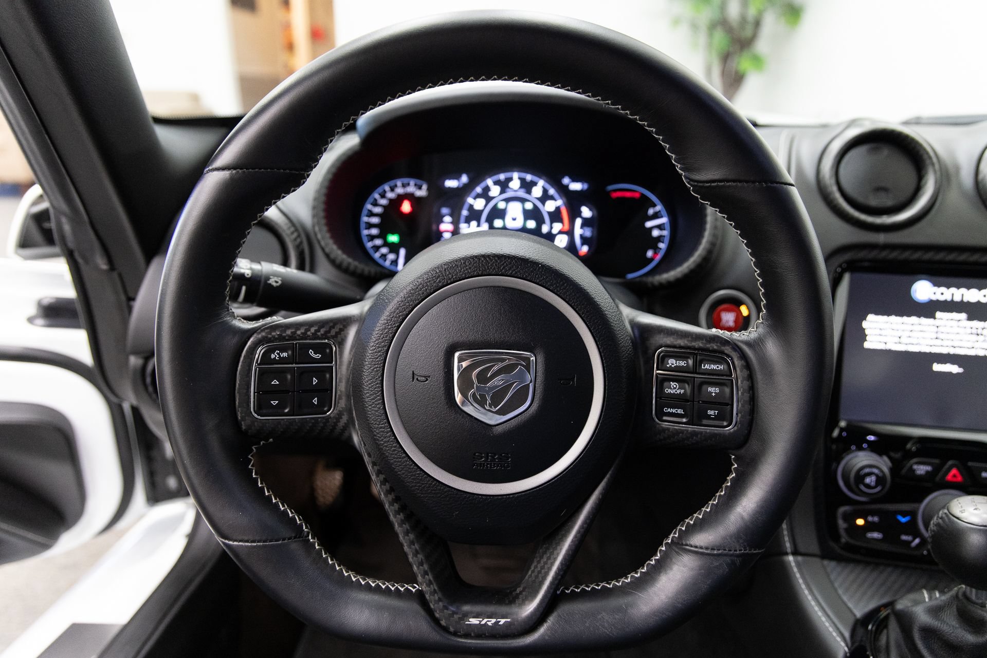 Used 2014 SRT Viper GTS w/ Exterior Carbon Fiber Package RWD image 7