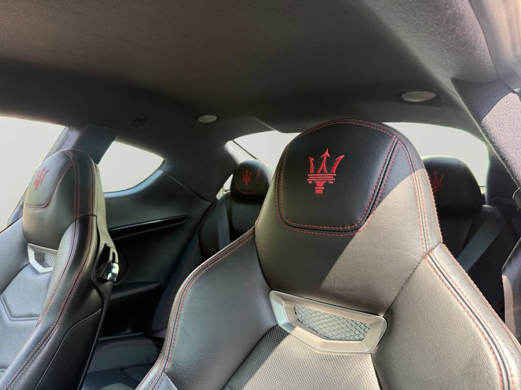 Used 2018 Maserati GranTurismo MC RWD image 21