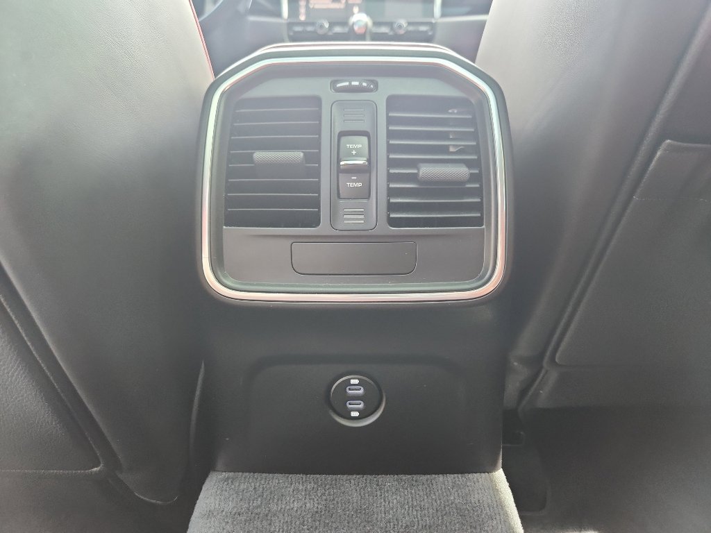 Certified 2021 Porsche Macan S image 44