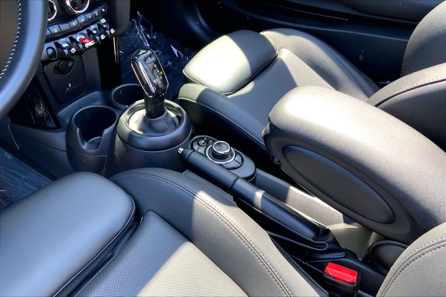 Used 2023 MINI Cooper S FWD image 14