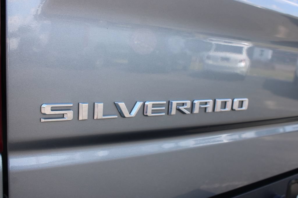 Used 2021 Chevrolet Silverado 1500 LT Trail Boss w/ Convenience Package II AWD/4WD image 16
