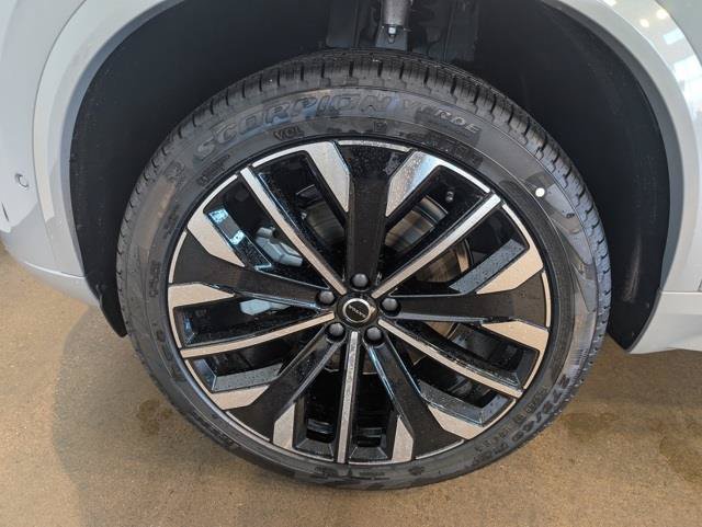 New 2026 Volvo XC90 B6 Ultra w/ Protection Package AWD/4WD image 7