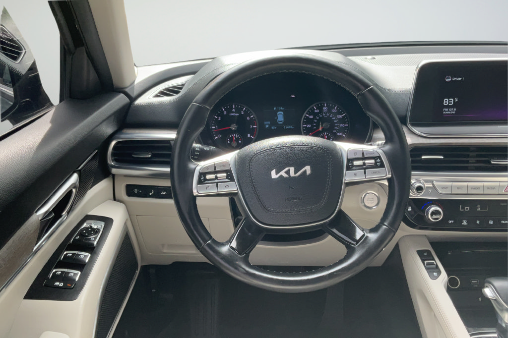 Used 2022 Kia Telluride EX w/ EX Premium Package AWD/4WD image 14