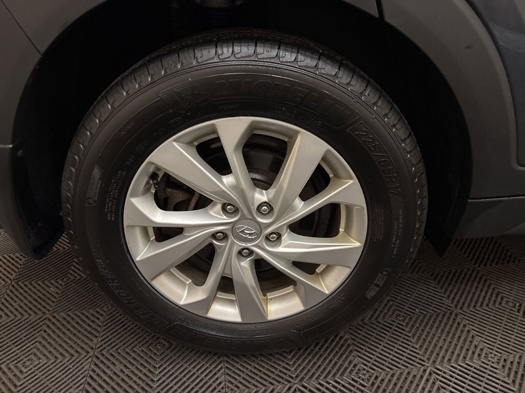 Used 2020 Hyundai Tucson SE image 23