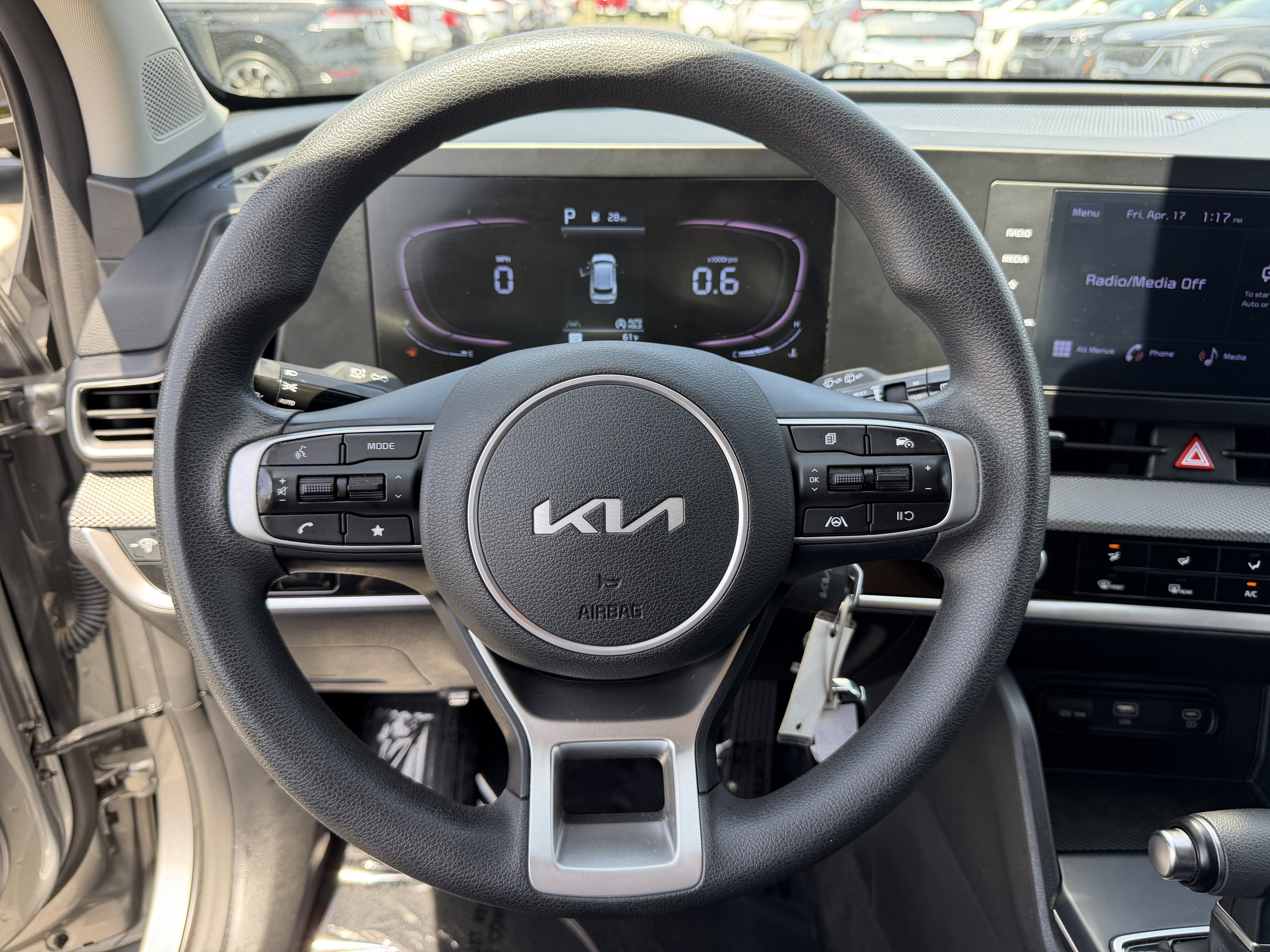 Used 2023 Kia Sportage LX image 17