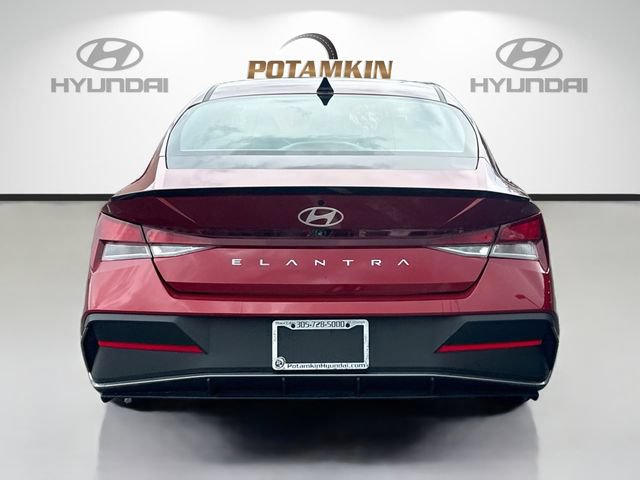 Certified 2026 Hyundai Elantra Sport FWD image 6