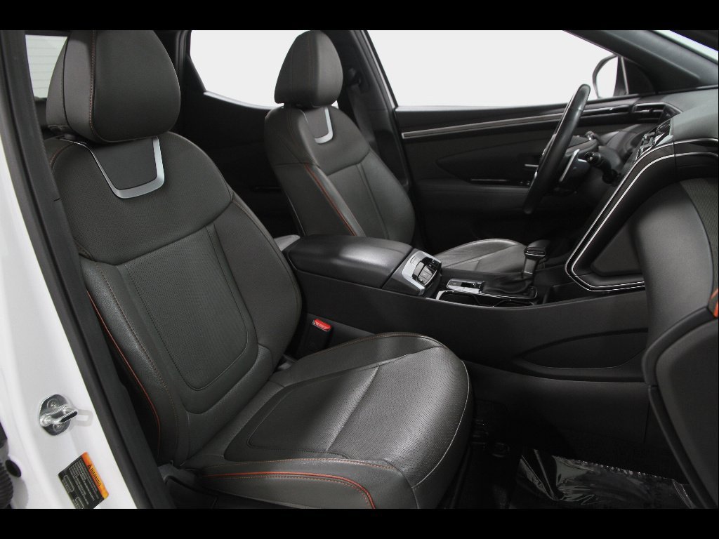 Certified 2024 Hyundai Santa Cruz Limited AWD/4WD image 17
