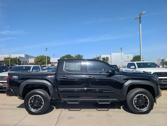 New 2026 Toyota Tacoma TRD Off-Road AWD/4WD image 3
