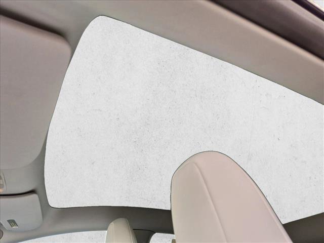 Used 2023 Tesla Model Y Long Range image 15
