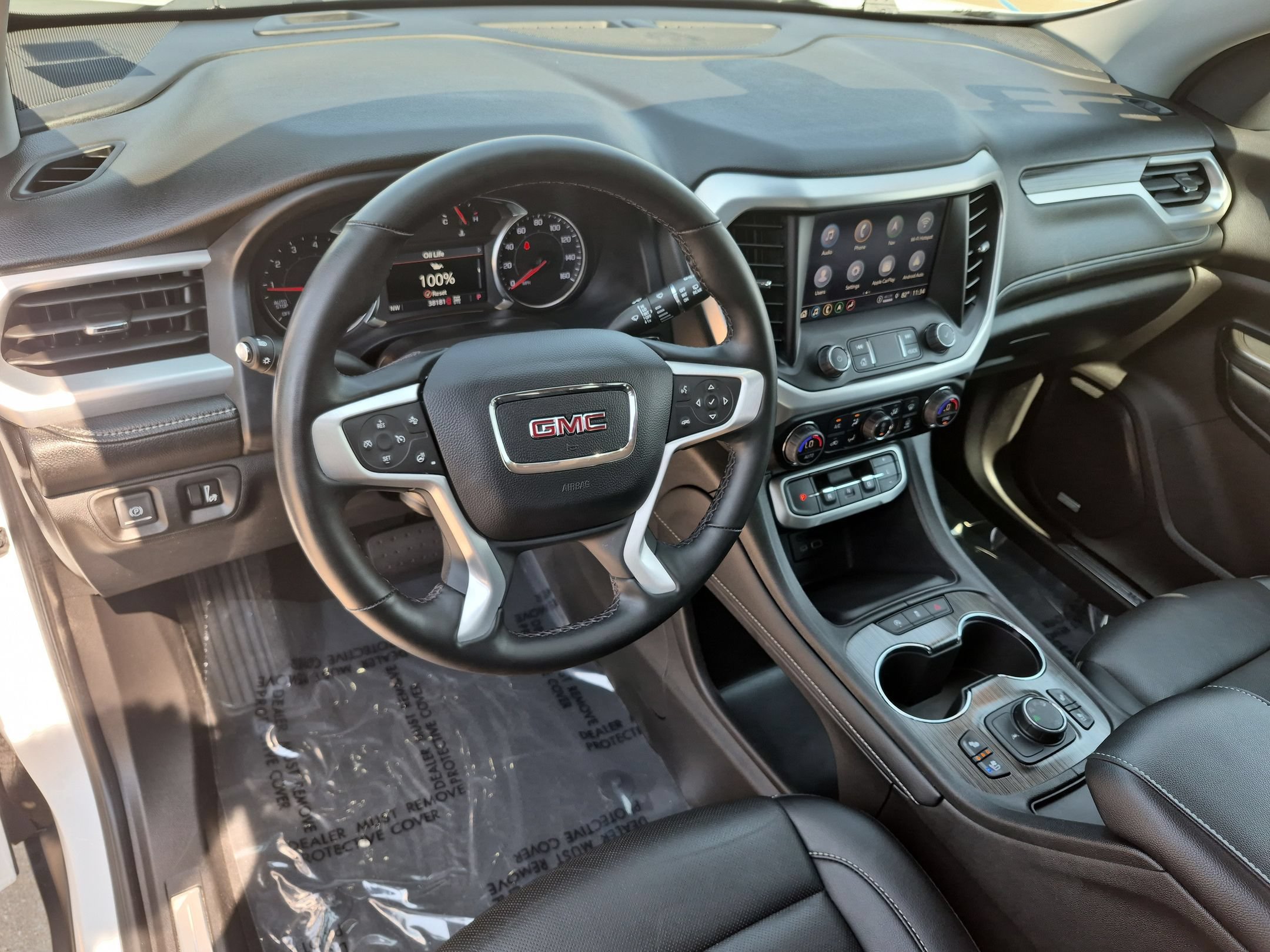 Used 2023 GMC Acadia SLT w/ Preferred Package AWD/4WD image 10