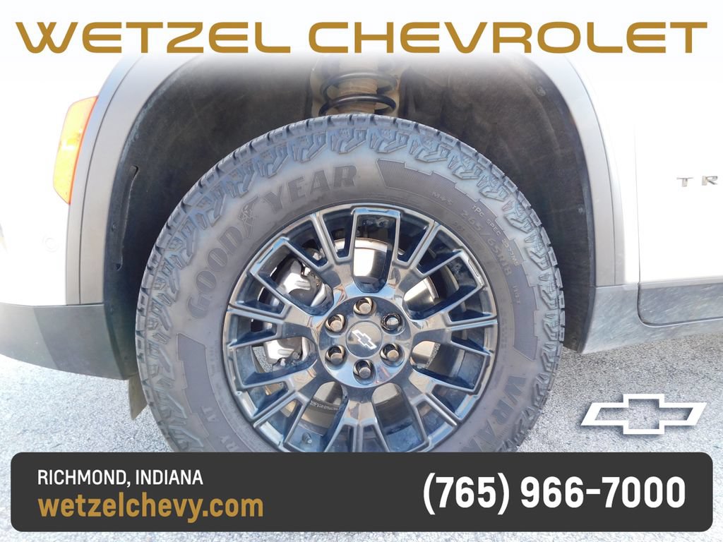 Certified 2026 Chevrolet Traverse Z71 w/ Enhanced Driving Package AWD/4WD image 10