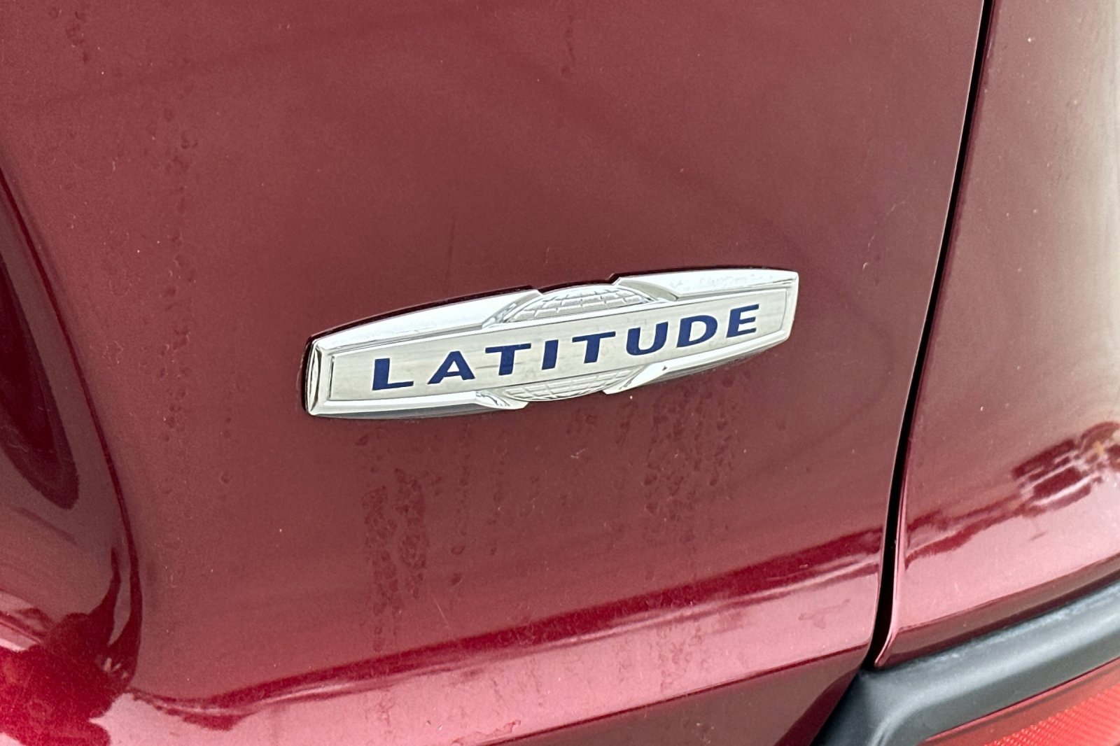 Used 2019 Jeep Cherokee Latitude w/ Popular Appearance Group image 25