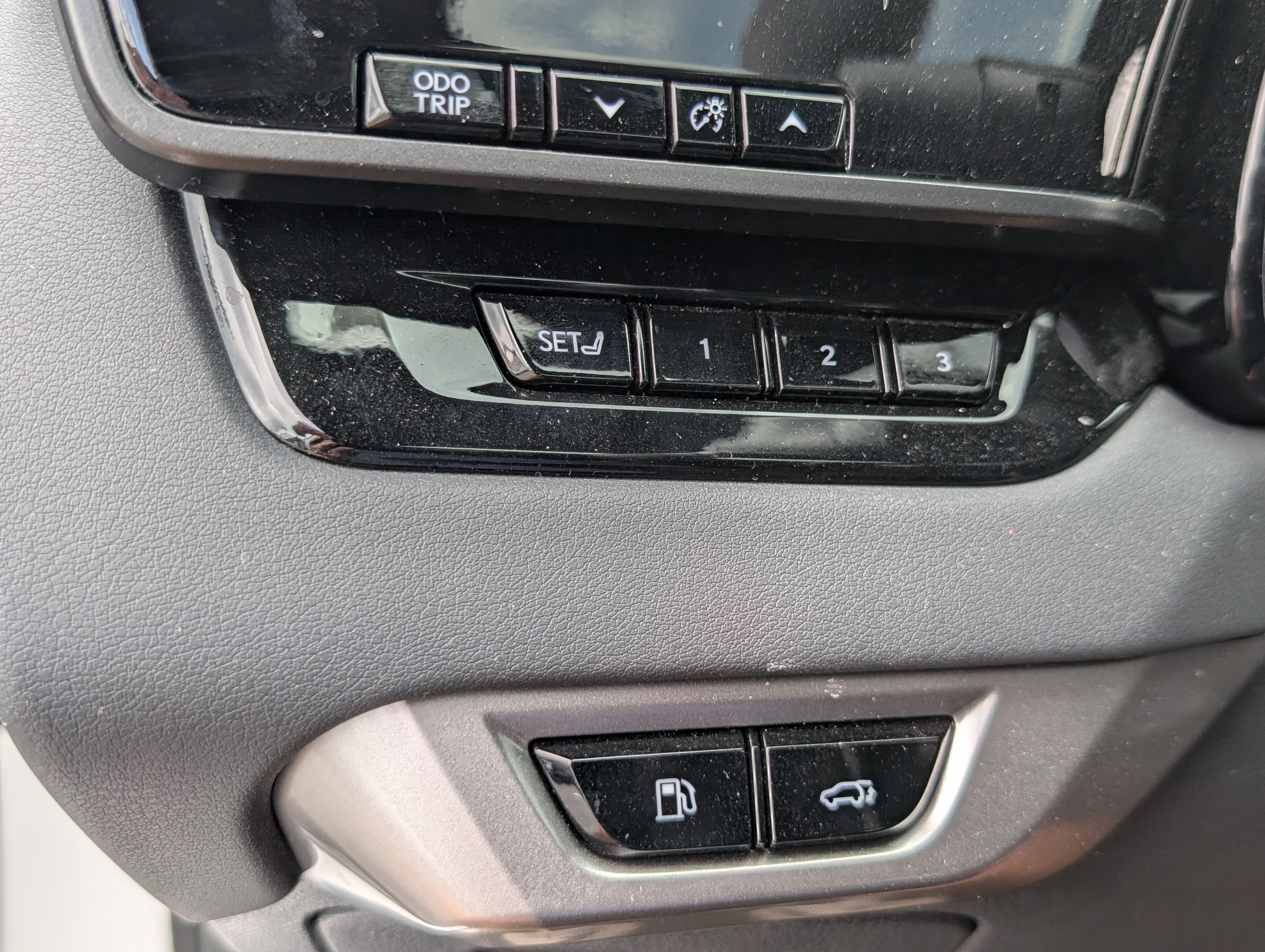 Certified 2025 Lexus RX 350 Premium AWD/4WD image 22