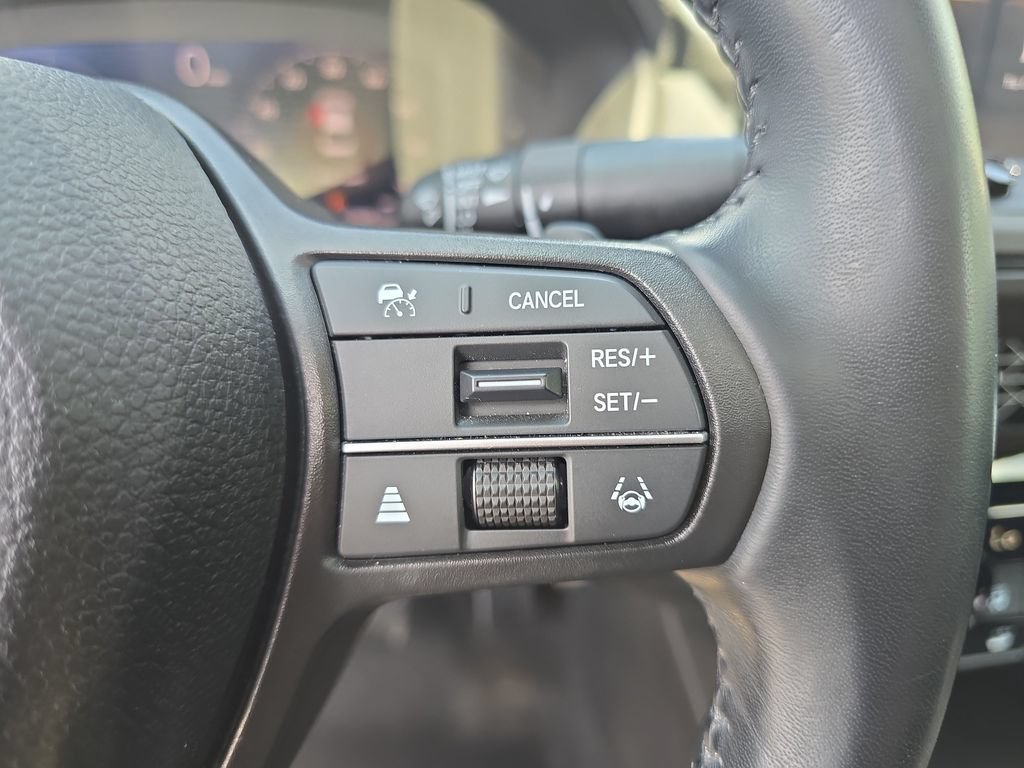 Used 2023 Honda Accord EX-L image 16
