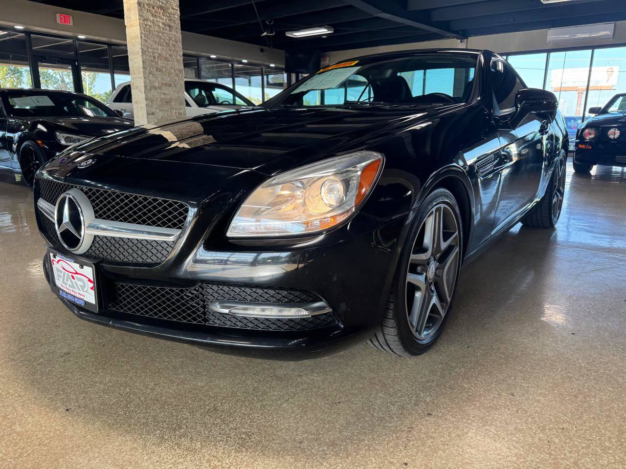 Used 2013 Mercedes-Benz SLK 250 image 3
