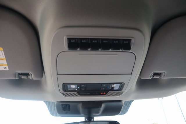 New 2026 Ford F250 XLT w/ FX4 Off-Road Package image 16