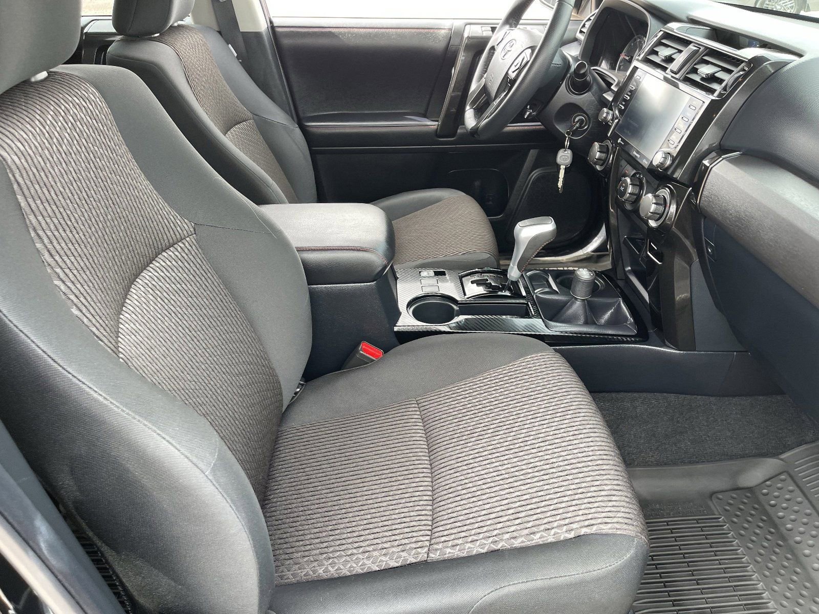 Used 2021 Toyota 4Runner TRD Off-Road AWD/4WD image 13