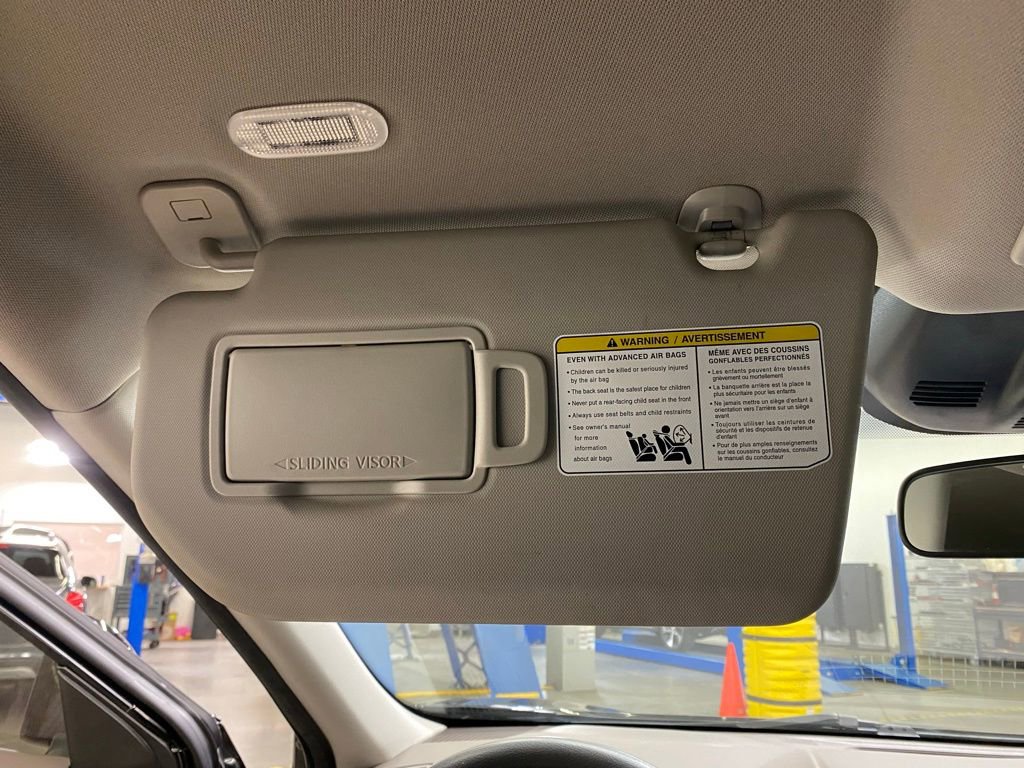 Used 2023 Nissan Rogue SV image 29