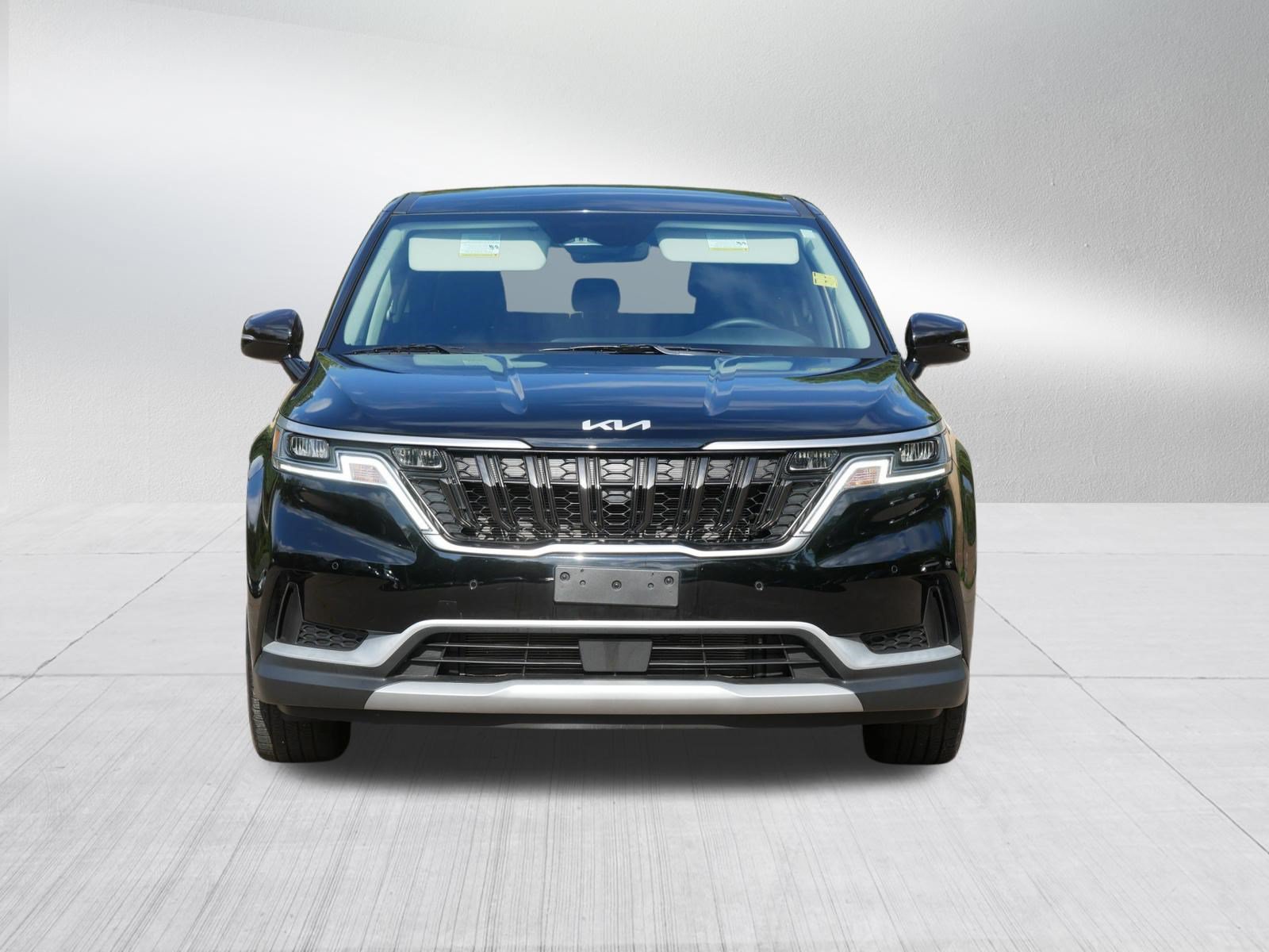 Certified 2023 Kia Carnival EX FWD image 2