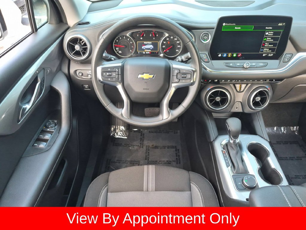 Used 2025 Chevrolet Blazer LT FWD image 25