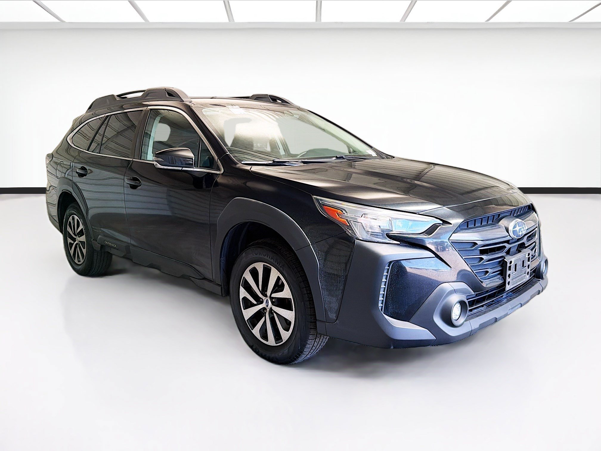 Used 2023 Subaru Outback Premium AWD/4WD image 3