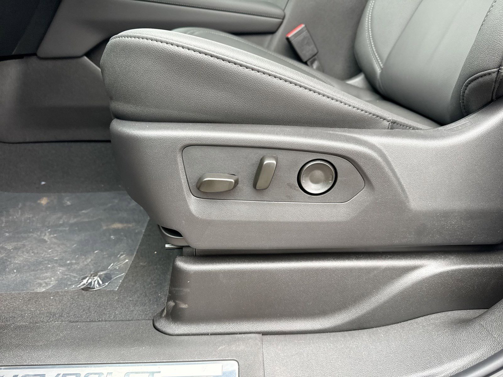 New 2026 Chevrolet Tahoe LT w/ Comfort Package image 14