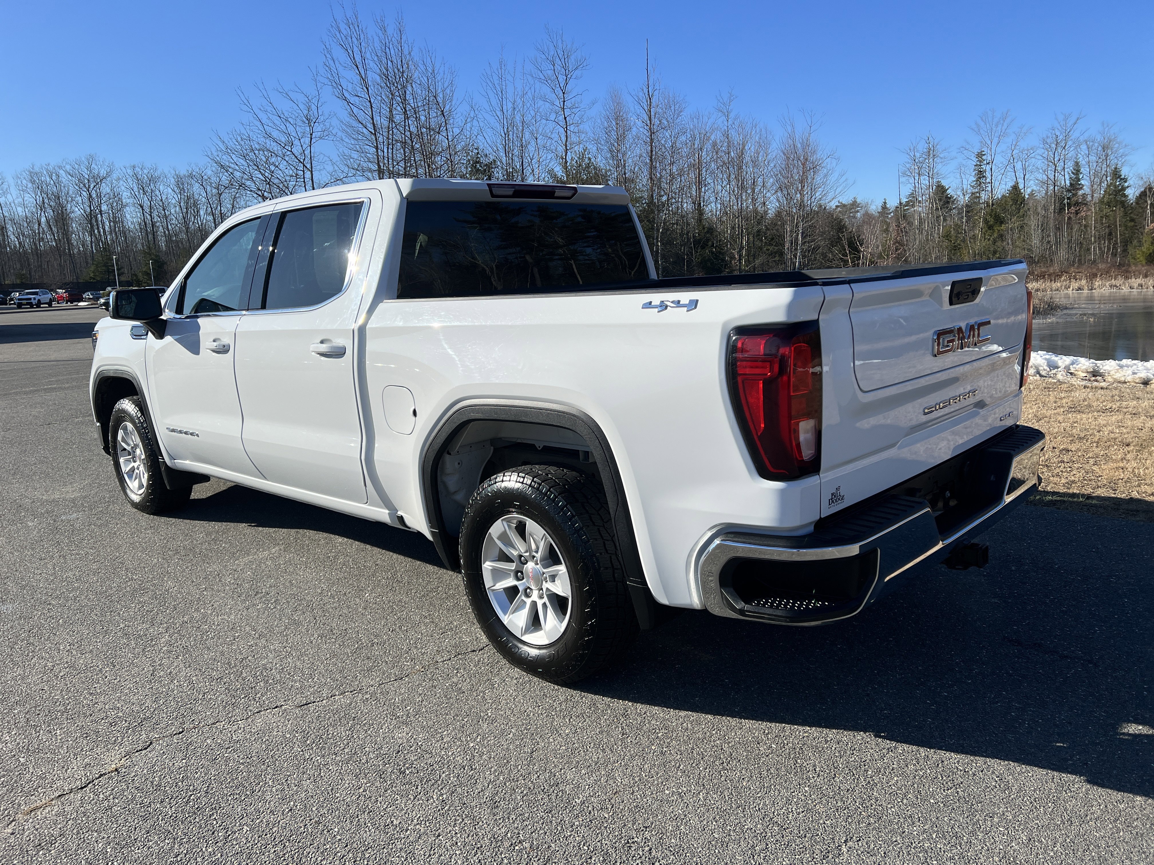Used 2024 GMC Sierra 1500 SLE image 7