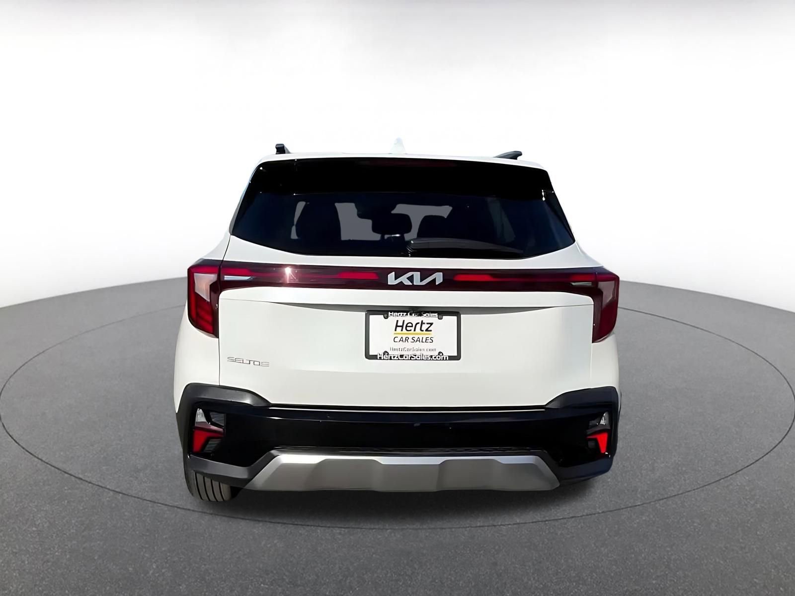 Used 2025 Kia Seltos S image 12