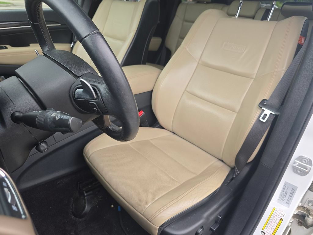 Used 2016 Jeep Grand Cherokee Limited 75th Anniversary AWD/4WD image 21