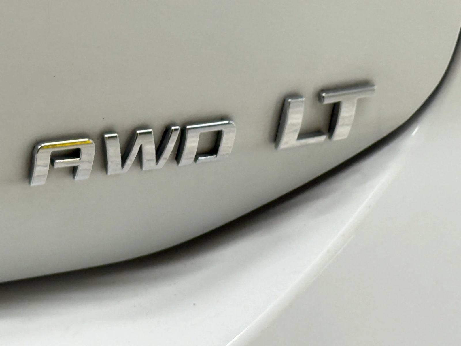 Used 2019 Chevrolet Equinox LT AWD/4WD image 15